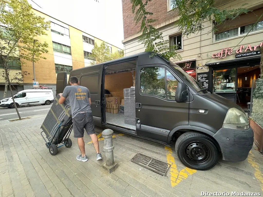Mudanzas Barcelona | ABS Servicios | Montaje de muebles