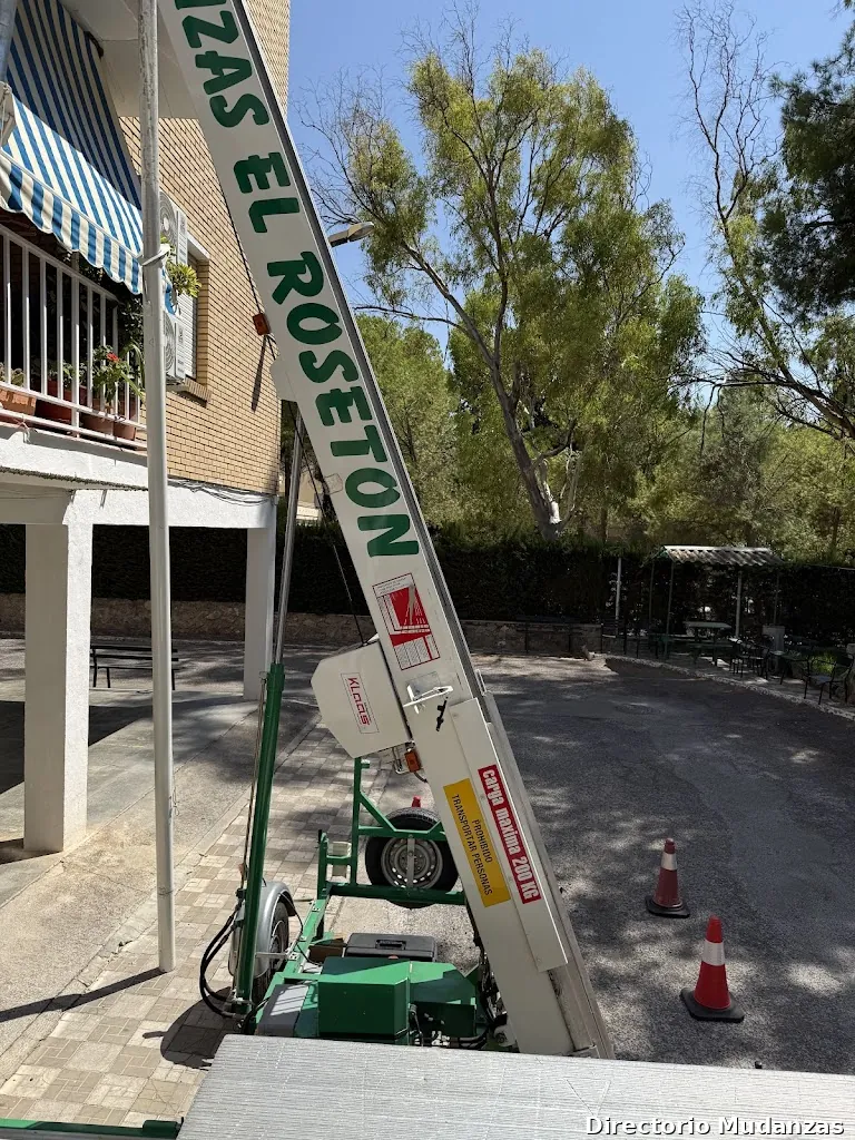 Transportes y Mudanzas El Roseton, S.L.U.